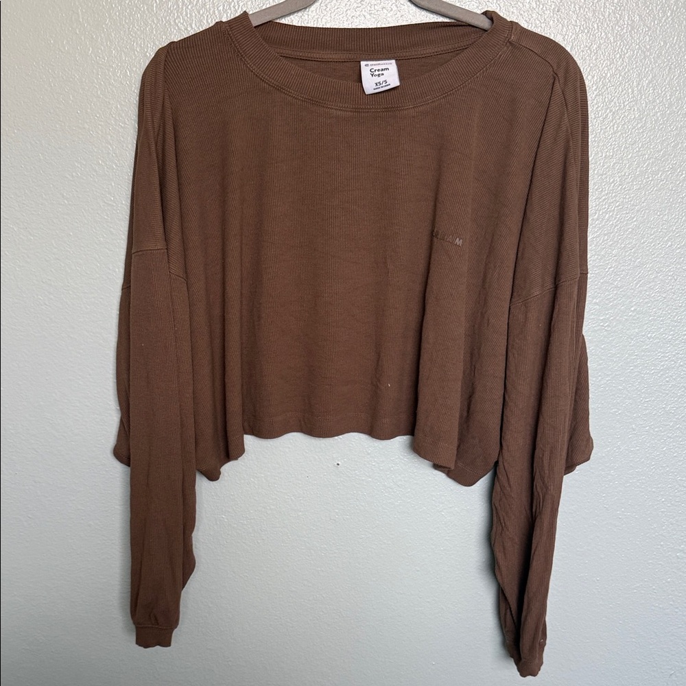 Cream Yoga Chocolate Long Sleeve Crop Top XS/S